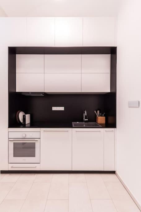 Eszter'S Lovely Downtown Apartment Budapest Exteriör bild